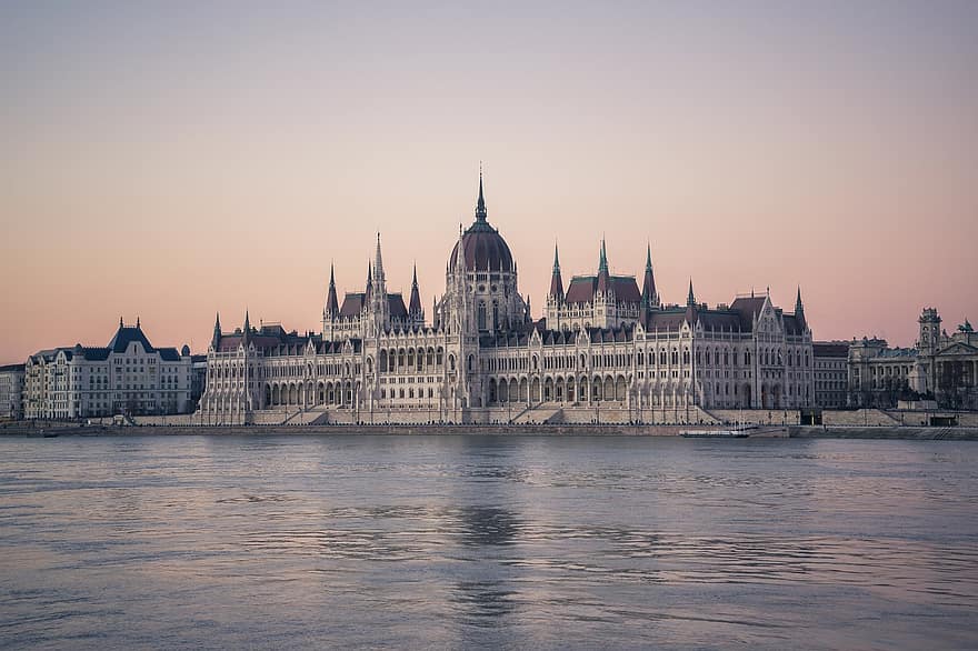 сграда на унгарския парламент, река Дунав, сграда, архитектура, Будапеща, Унгария, река, парламент на Будапеща, национално събрание на Унгария, парламентарна къща, унгарски парламент