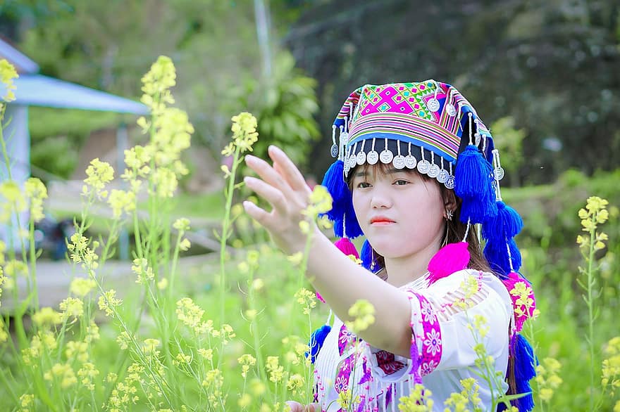 Дівчина Хмонг, В'єтнамська дівчина хмонг, дитина, милий, дівчаток, дитинство, літо, посміхається, веселий, весело, щастя