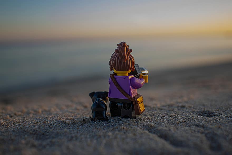 Lego, brinquedo, mini figuras, natureza, agua, cão, por do sol, verão, areia, pets, Férias