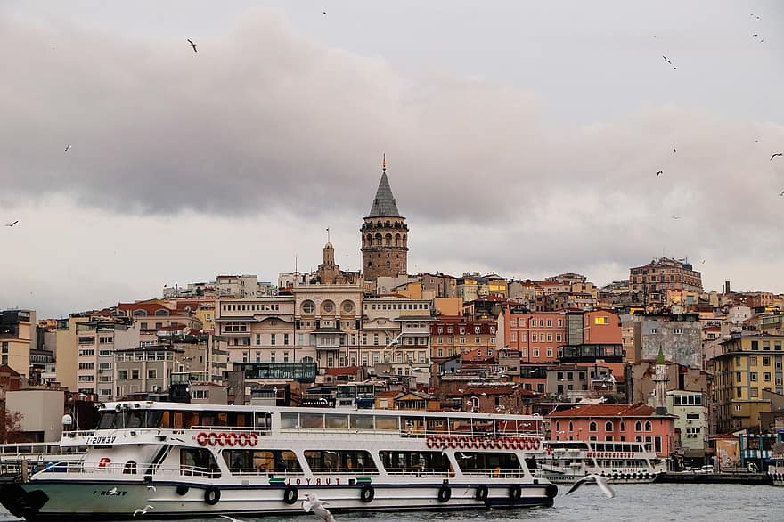 برج ، اسطنبول ، جالاتا ، سيتي سكيب ، مكان مشهور ، هندسة معمارية ، مئذنة ، السفر ، السياحة ، سفينة بحرية ، المبنى الخارجي