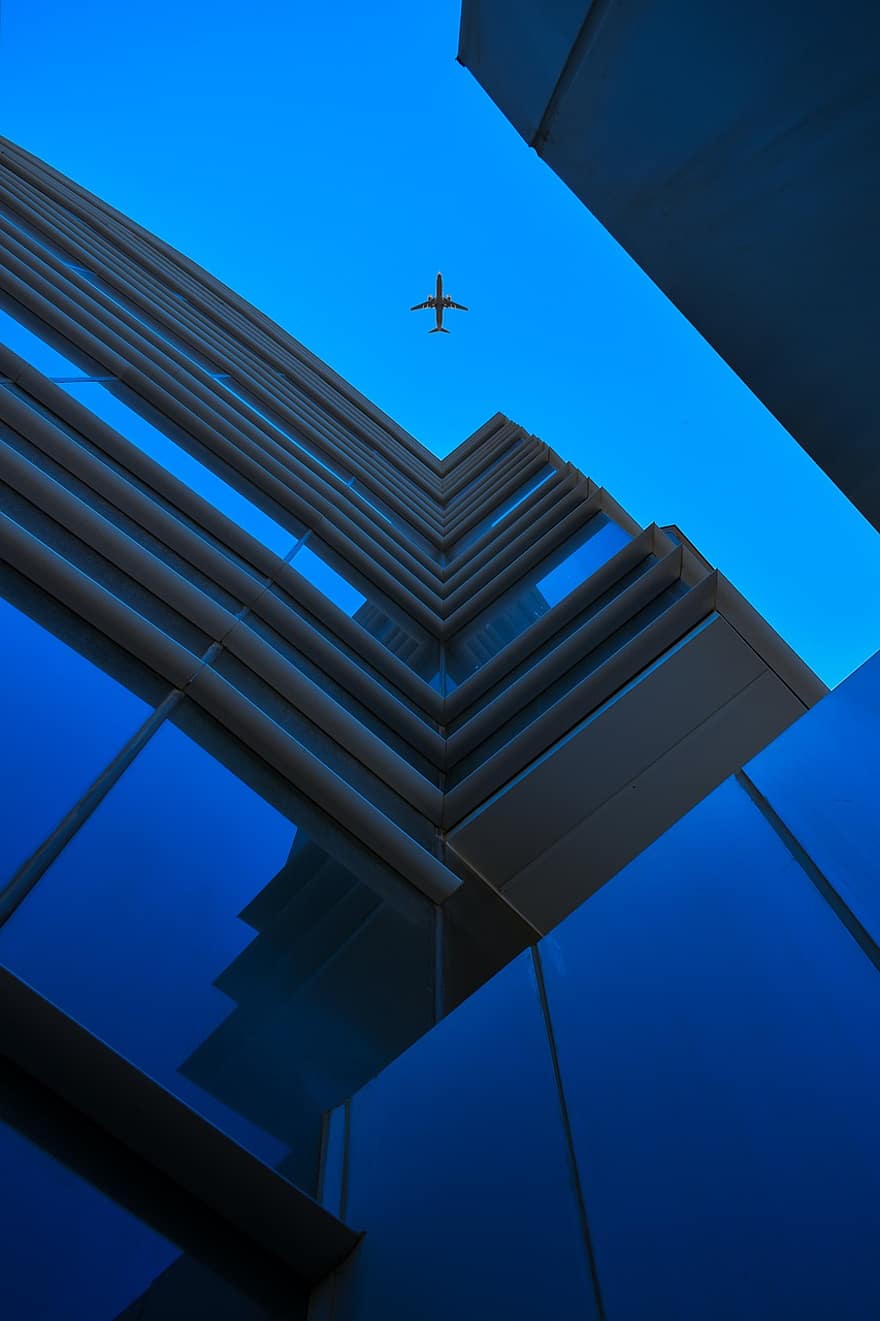 bâtiment, ciel, avion, réflexion, façade en verre, grand bâtiment, ville, quartier des affaires, centre ville, Urbain, bleu