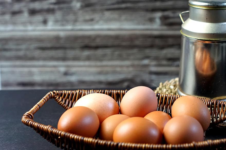 eieren, eiwit, biologisch, rauw, voedsel, kip, gezond, vers, ontbijt, voeding, hout
