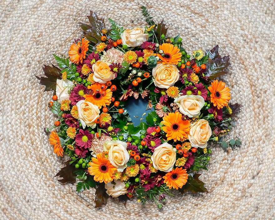 Wreath, Flowers, Decoration, Floral Decoration, Floral Wreath, Autumn Flowers, Autumn Colors, Jute Carpet, Leaves, Roses, Berries