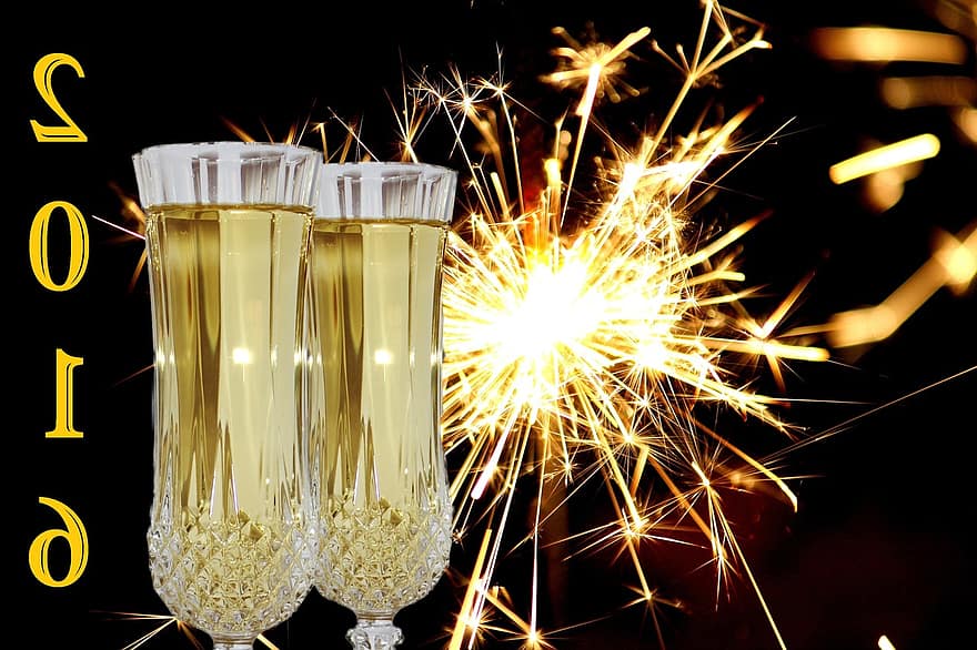 Naujųjų metų vakaras, Naujųjų metų diena, 2016 m, fejerverkai, Sparkler, šampanas, akiniai, atsukti, švesti, atvirukas, metus