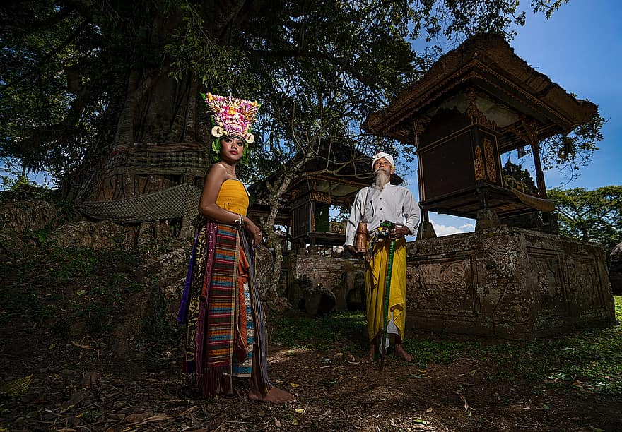 Costume native, bali, Indonezia, cultură, dansatori, om, femeie, vechi, templu, culturi, bărbați
