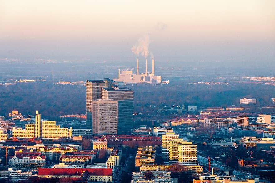 Мюнхен, Германия, градски пейзаж, залез, архитектура, градски силует, нощ, замърсяване, външна сграда, здрач, небостъргач