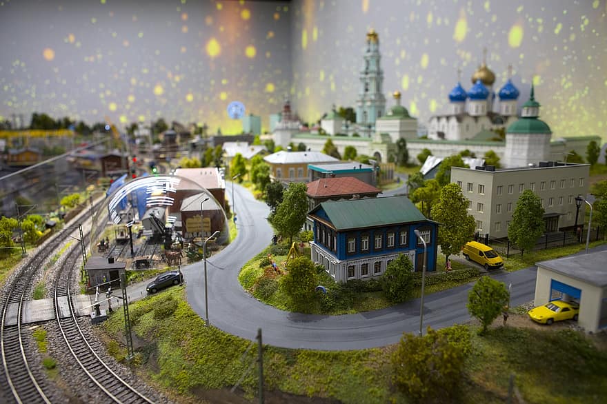 sergiyev posad, Hiển thị mô hình, mô hình thu nhỏ, Nhẫn vàng của Nga, ngành kiến ​​trúc, cảnh quan thành phố, vận chuyển, tốc độ, nơi nổi tiếng, tòa nhà bên ngoài, xe hơi
