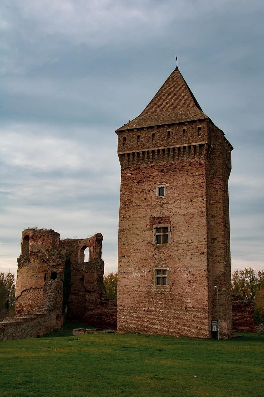 крепост Бак, средновековна крепост, замък