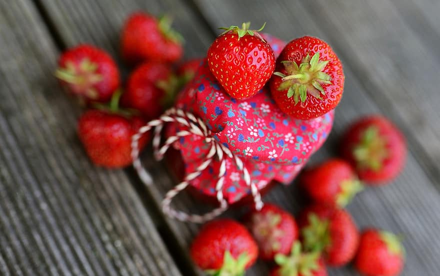 jordgubbar, jordgubbssylt, frukt, äta, näring, mat, bio, hemlagad, utsökt, hälsosam, vitaminer