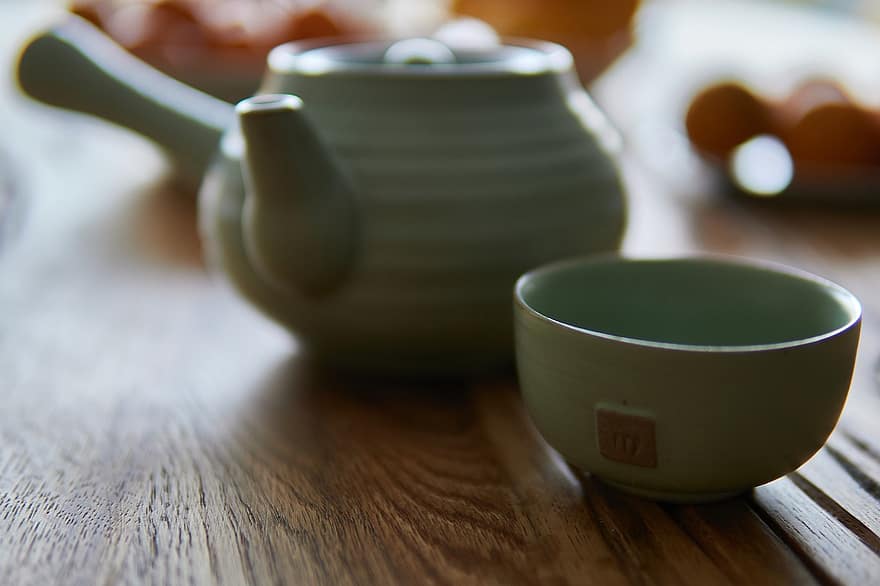 tè, teiera, tazza di tè, bere, legna, ceramica, tavolo, vasellame, avvicinamento, ciotola, singolo oggetto