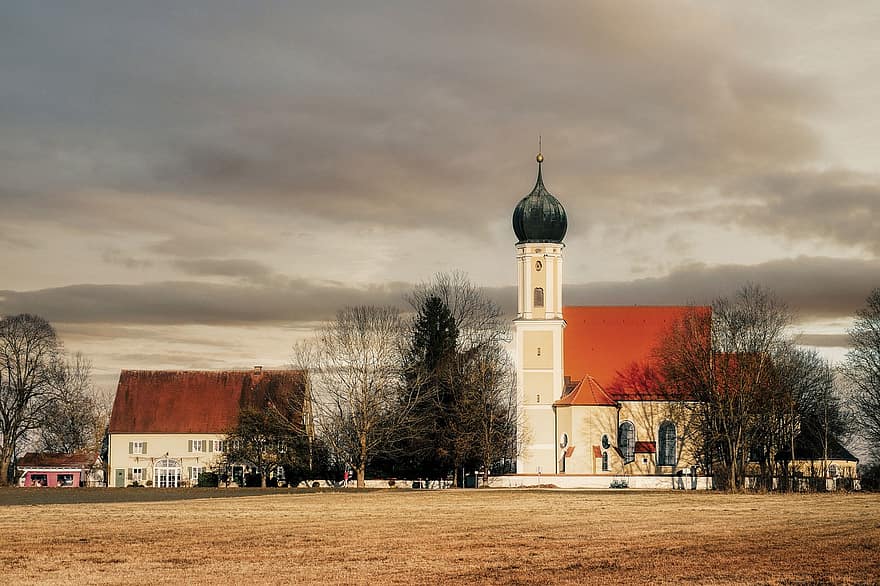 Kirche, Kirchturm, Zwiebelturm, Feld, Natur, Gebäude, die Architektur, Bayern, Wolken, Christentum, Religion