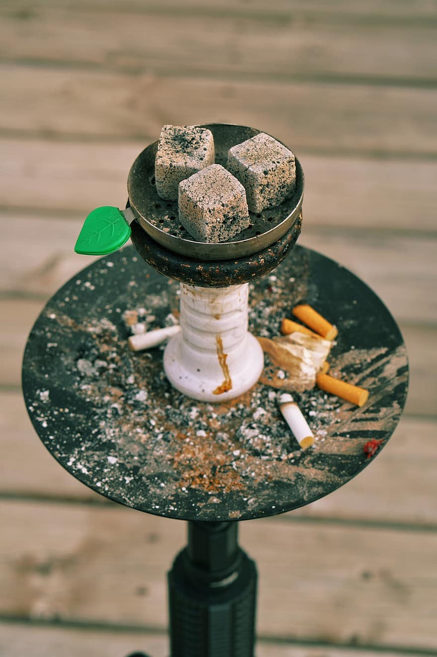 الشيشة ، سيجارة ، مرمدة ، التدخين