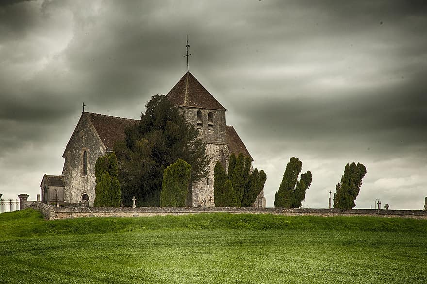 Церква Сен-Мартен, невод і марна, хмари, архітектура
