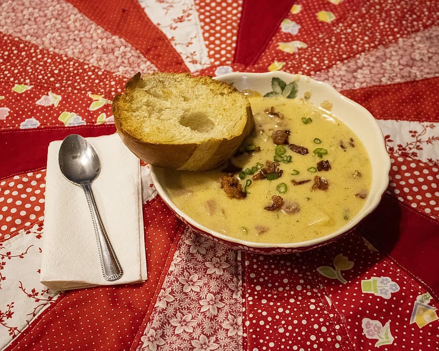 fotografia de alimentos, sopa de batata, sopa, bacon, pão, tigela, colher, Bobó, prato, Comida, quente