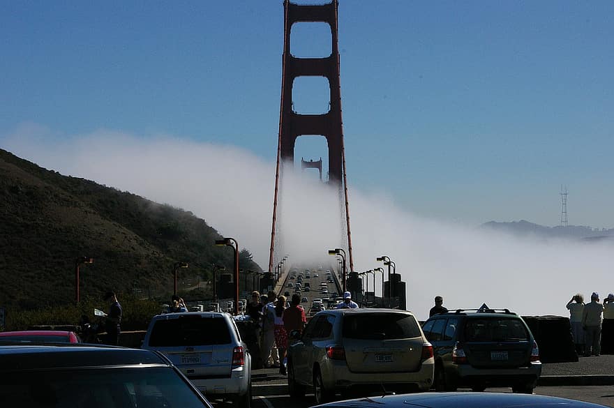 Golden Gate-broen, tåke, trafikk, vei, biler, kjøretøyer, bro, landemerke, Sky, San Fransisco, california
