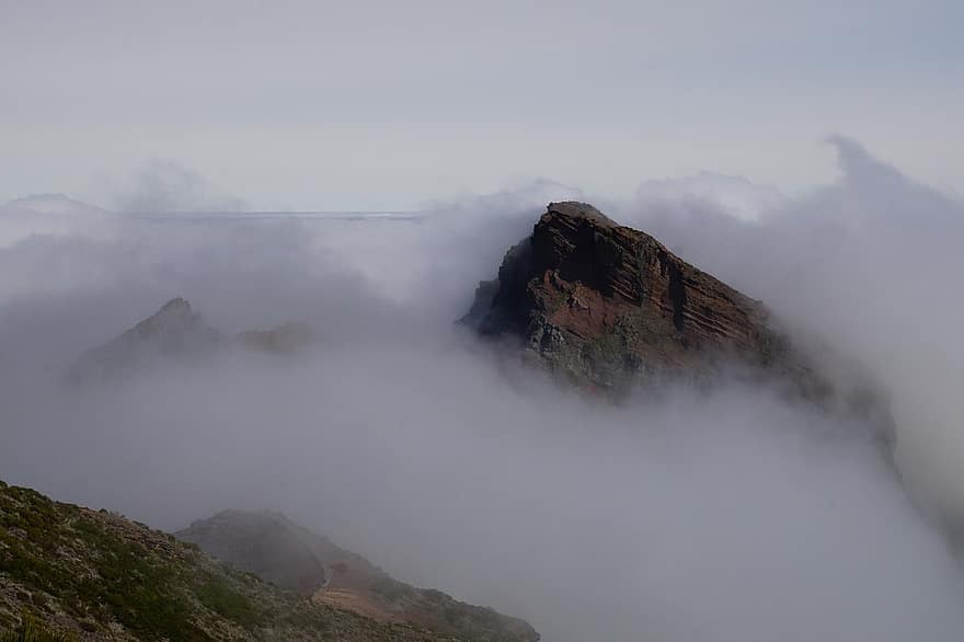гора, встреча на высшем уровне, туман, облака, пик, природа, горная вершина, пейзаж, утес, облако, небо