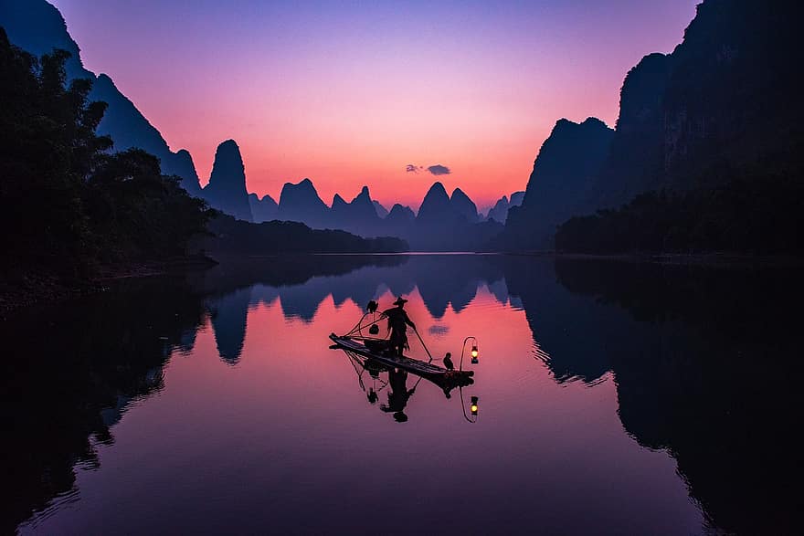 China, puesta de sol, río li, guilin, li jiang, yangshuo, montañas, agua, pescar, silueta, hombres