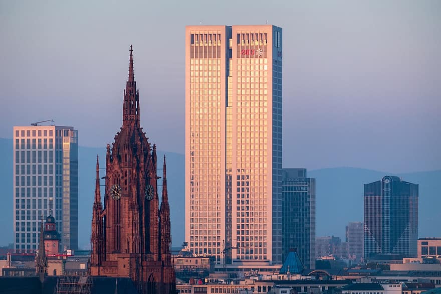 város, épületek, utazás, idegenforgalom, városi, építészet, Frankfurt, Németország, tornyok, felhőkarcoló, templom