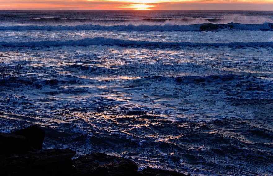 Waves, Sea, Sunset, Sunrise, Sunlight, Sea Spray, Beach, Ocean, Water, Seascape, Horizon