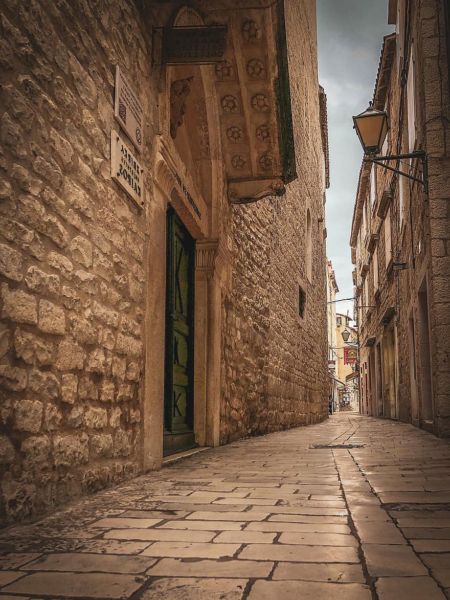Croatie, Trogir, rue, ville, architecture, vieux, l'histoire, endroit célèbre, extérieur du bâtiment, des cultures, structure construite