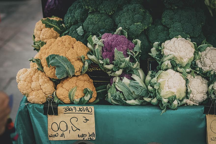 piac, zöldségek, káposzta, eladás