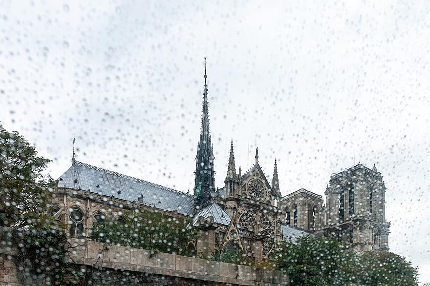 lietus pilieni, stikls, notre-dame de paris, lietus, katedrāle, notre dame, ēka, arhitektūra, senais, vēsturiska, kristietība