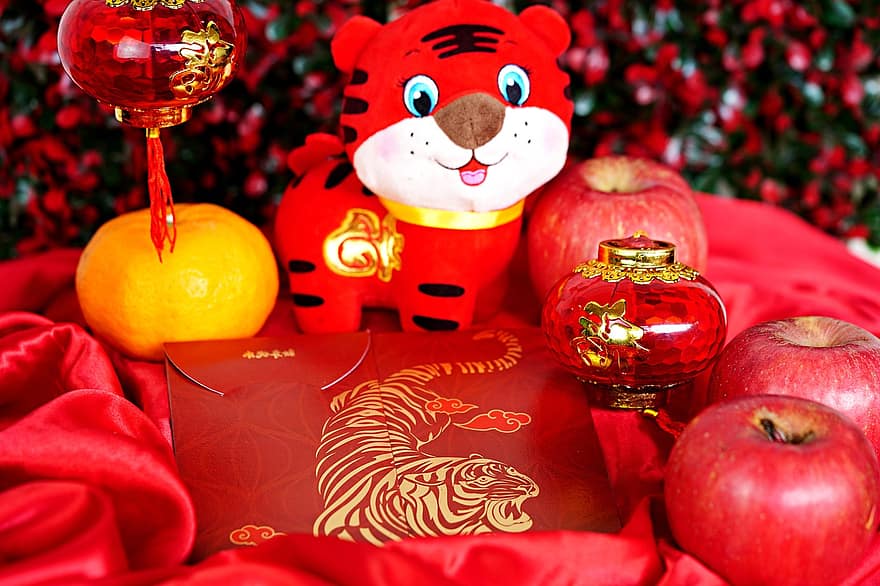 kinesiskt nyår, Tigerdocka, tradition, Tiger kinesiskt nyår, frukt, blommor