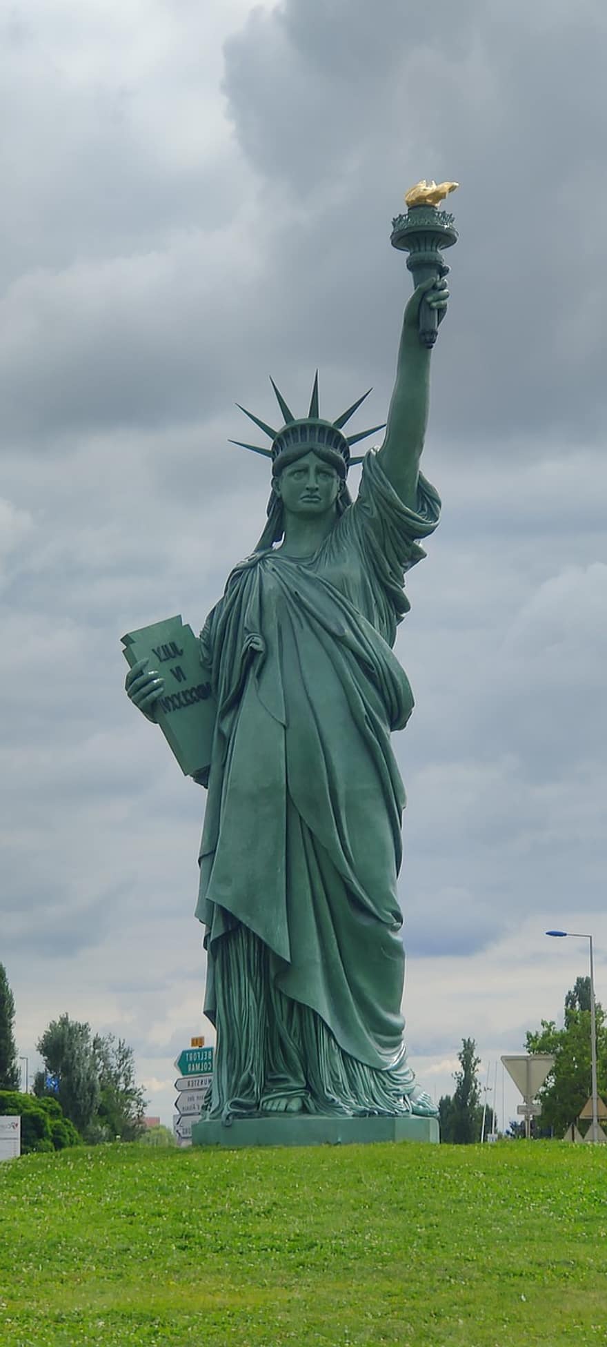 Colmar, Statue Of Liberty, Statue, Replica, Liberty, Grass, Field, Sculpture, Park, Tourist Attraction