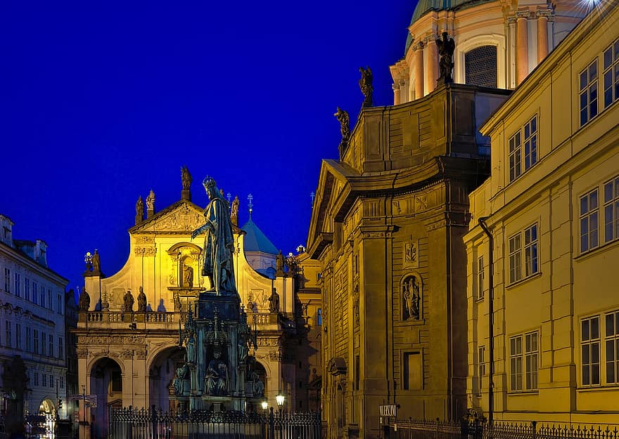 patsas, monumentti, veistos, taide, historiallinen keskusta, rakennus, julkisivut, historiallinen, Praha, yö-, valaistus