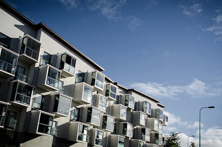 bygning, balkon, arkitektur, himmel, skyer, Kuopio, Finland, bygning udvendig, moderne, vindue, bygget struktur