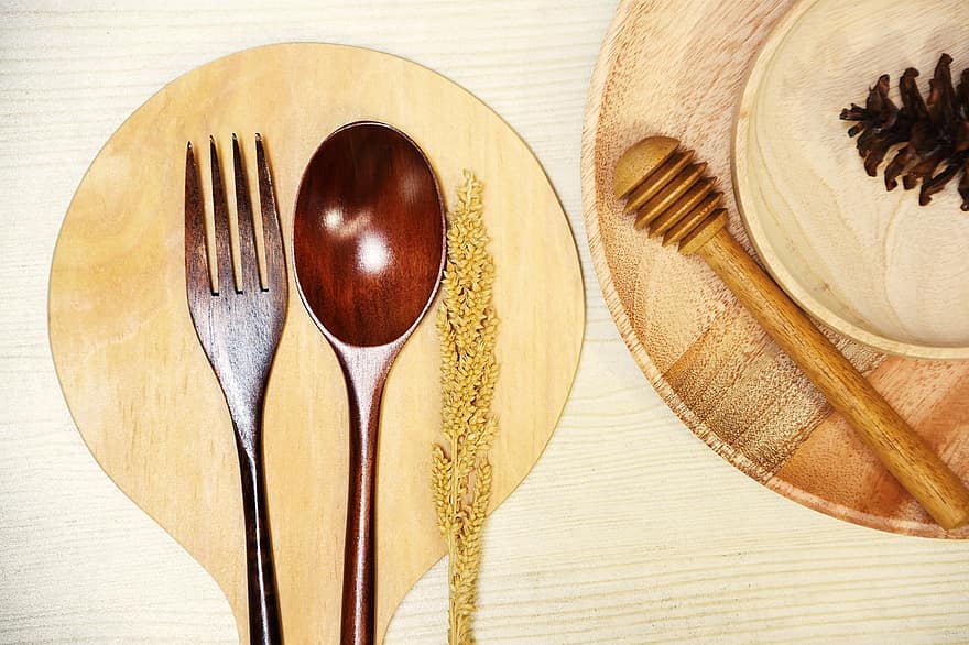 Tableware, Spoon, Cutlery, Utensil, Kitchen, Flatware