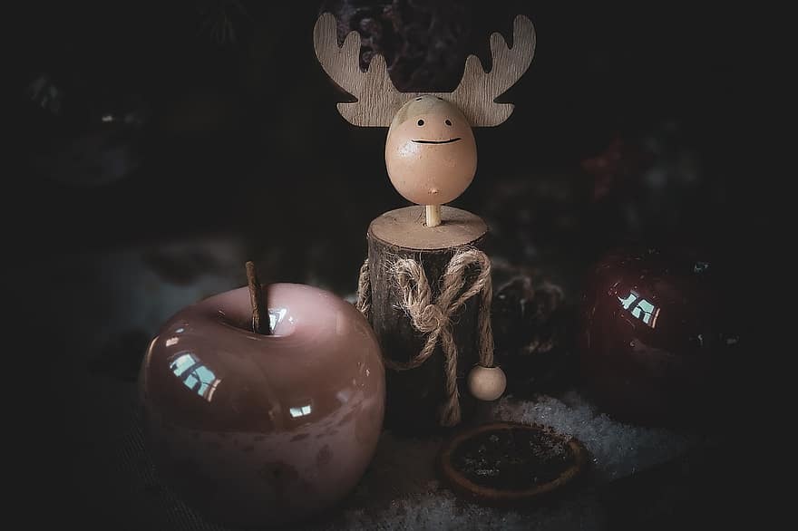 sob, dřevěný sob, Dřevěná vánoční výzdoba, jablko, ornament, vánoční dekorace, vánoční motiv, Dřevěný dekor, dekorace, příchod