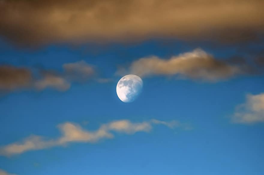 Luna, cielo, nuvole, crepuscolo, satellitare, gibboso calante