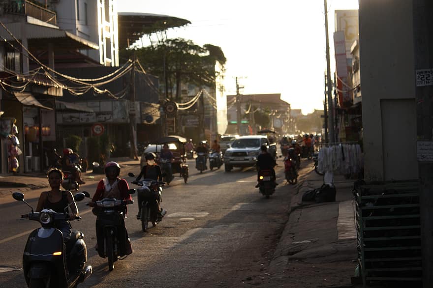 cambodia, motorcykel, Trafik, by, byliv, herrer, nat, arkitektur, skumring, bybilledet, menneskemængde
