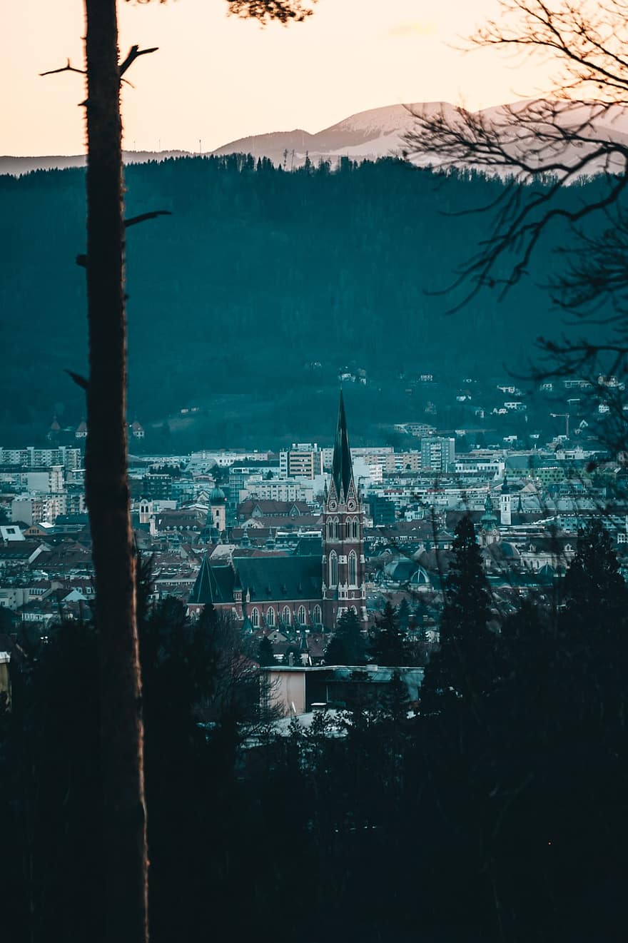 baznīca, Austrijā, ziemā, ārā, arhitektūra, pilsētas ainava, slavenā vieta, naktī, koks, ēkas ārpuse, kristietība