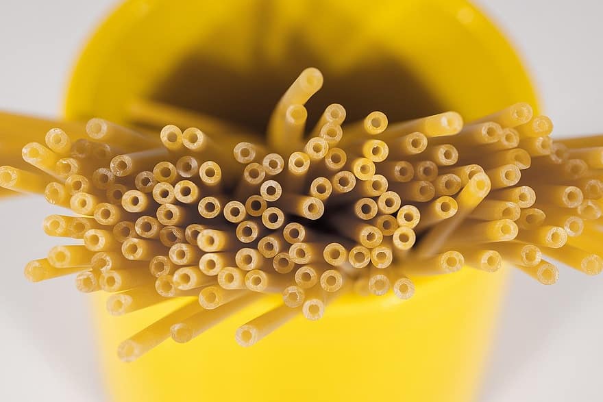 pasta, spaghetti, pastry, yellow, close-up, food, plastic, backgrounds, drink, isolated, tube
