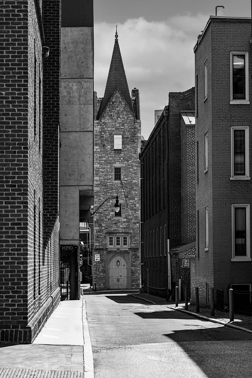 City Street, City, Urban, Alleyway, Alley, Street, Church, Chapel, Cathedral, Architecture, Black And White