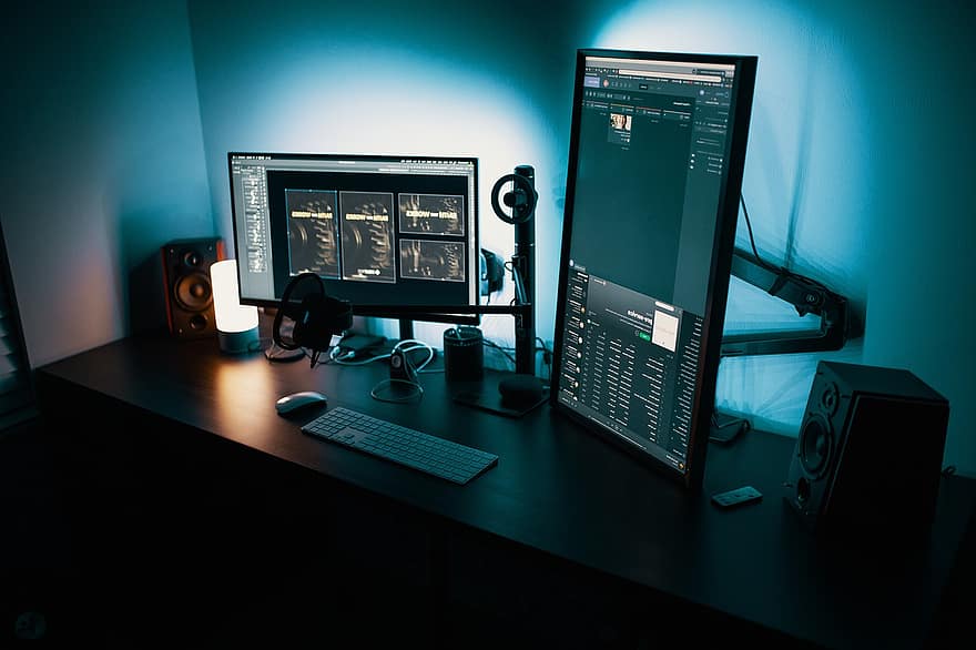 desktop, computer, arbejdsområde, teknologi, monitorer, skærme, højttalere, Lydteknologi