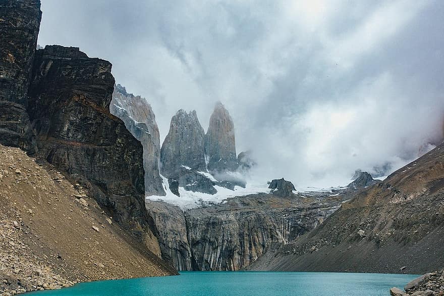 Torres Del Paine, göl, dağlar, doğa, manzara, Su, dağ silsilesi, bulutlar, sis, turizm, ada