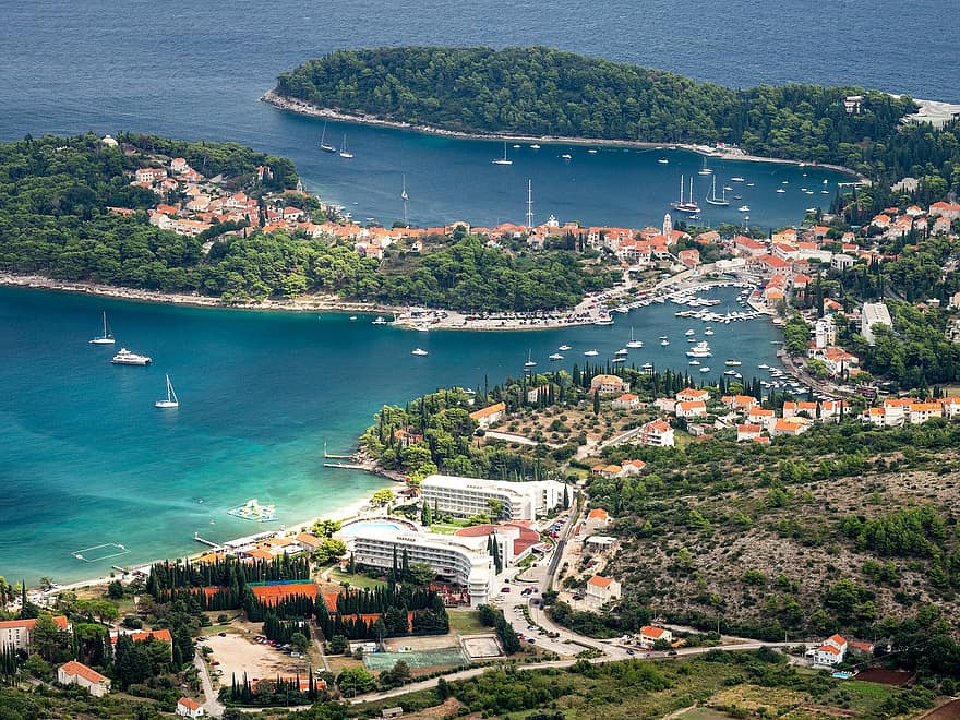 キャブタット、クロアチア、海、レミセンスホテルアルバトロス、ビーチ、ヨット、ボート、村、海岸、建物、タウン