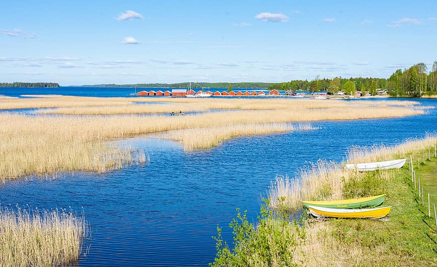 See, Schilf, Bank, Boote, Wasser, Gräser, Strand, Natur, Landschaft, szenisch, Finnland