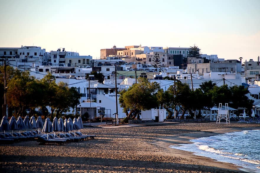 Grecia, vacaciones, naxos, cyclades, isla, capital, mar, playa, sombrillas
