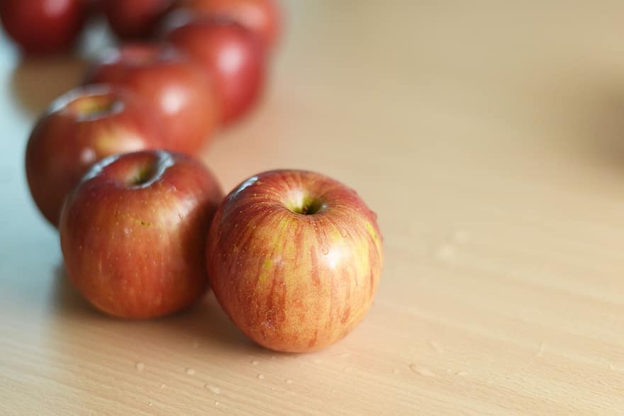 frukt, äpplen, röda frukter, friskhet, närbild, mat, äta nyttigt, äpple, organisk, mogen, trä