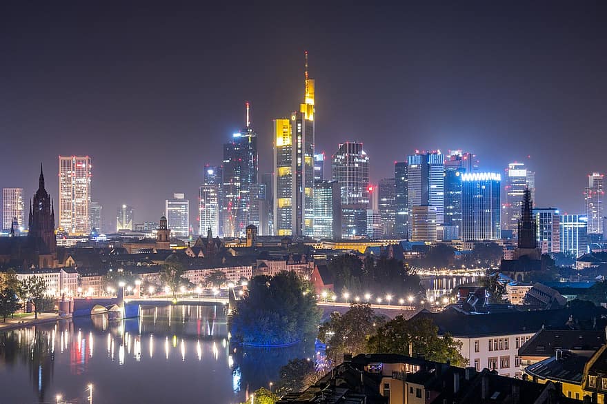 város, épületek, utazás, idegenforgalom, építészet, éjszaka, városi, láthatár, Frankfurt, Németország, felhőkarcoló