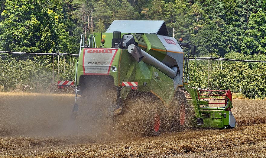 Combine Harvester, Cornfield, Harvest, Dust, Straw, Grain, Agriculture, Drought, Harvester, Field, Agricultural Machine