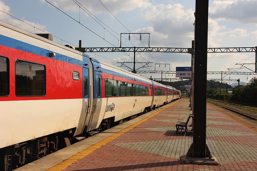 Eisenbahn, Plattform, Bahnhof, Zug, Transport, Fahrzeug, Korea, öffentliche Verkehrsmittel, Versand, Passagier, Trainer