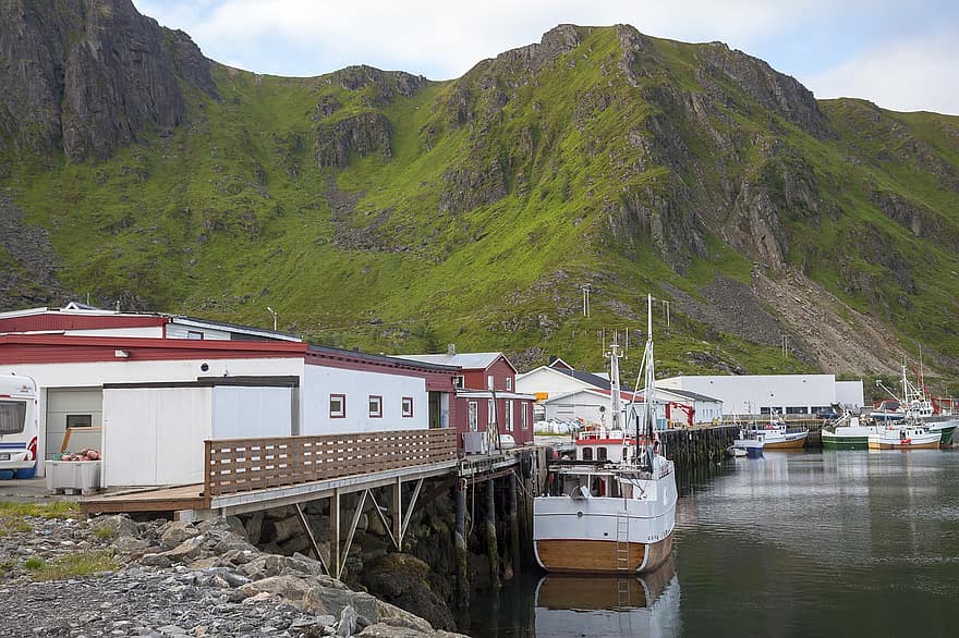 Port, molo, Norwegia, wyspa, przystań, góry