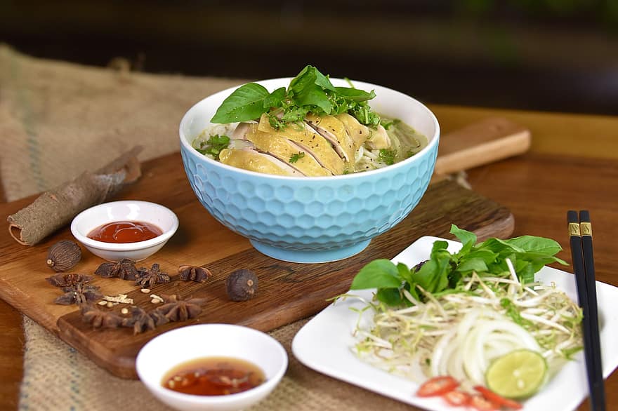 pho ga, kyckling pho soppa, vietnamesisk mat