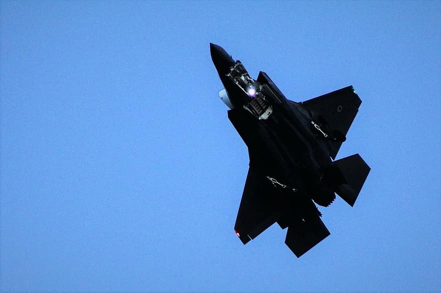 F-35 Lightning, Jet, Fighter, Airplane, Plane, Aviation, Wings, Flying, fighter plane, military, airshow