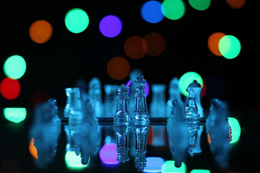 шахматы, кристалл, шахматная доска, шахматные фигуры, играть, стратегия, спорт, темно, ночь, этап, пространство для выступлений